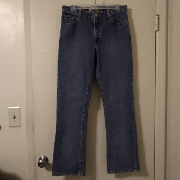 Y2K GAP Bootcut High Rise Mom Jeans, Size: 12. - Picture 15 of 16